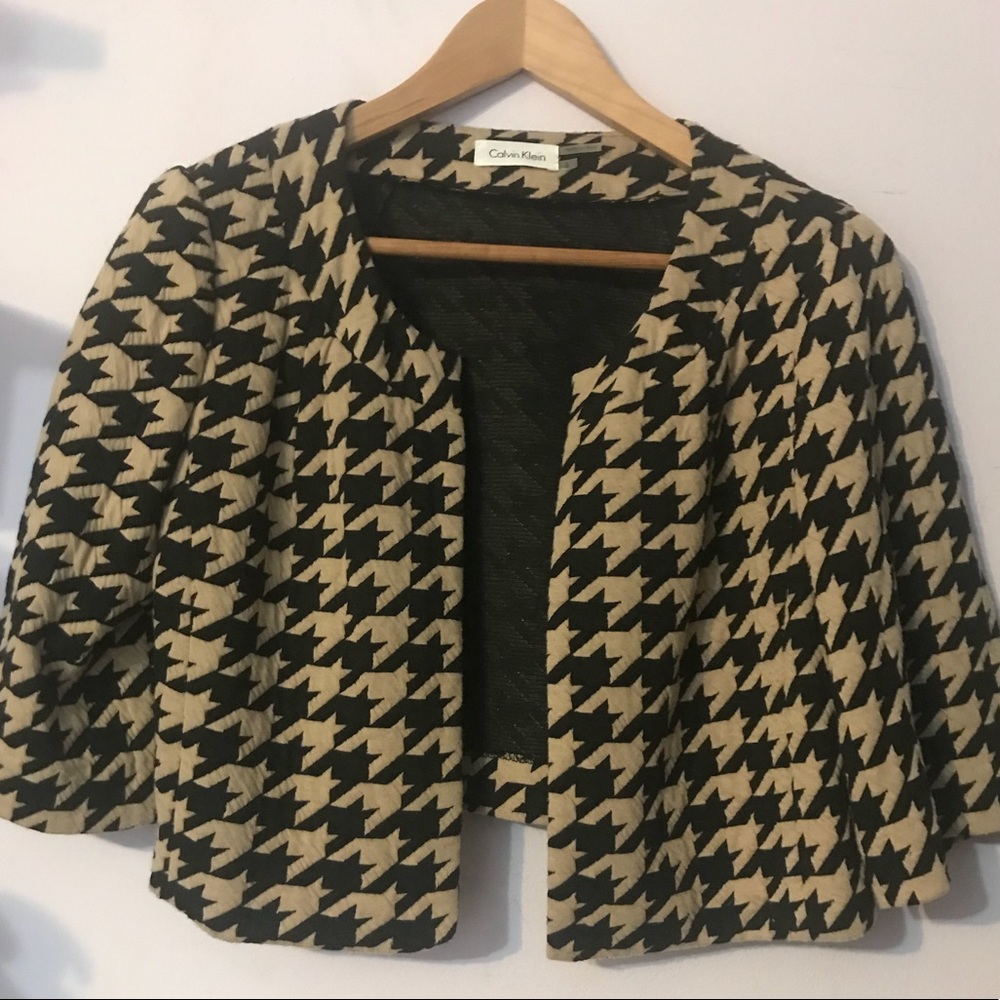 Calvin Klein houndstooth cape